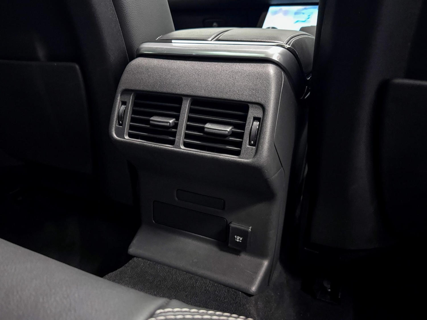 Used Land Rover Range Rover Velar 2021 for sale - 76865989: Photo 27