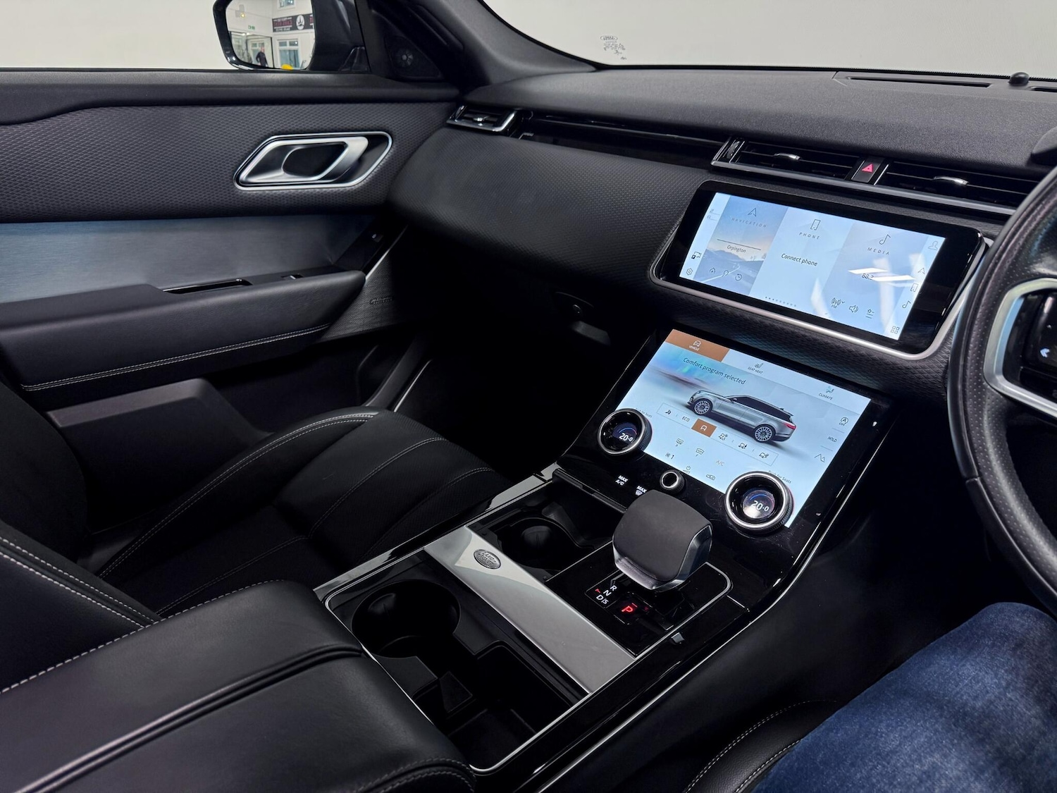 Used Land Rover Range Rover Velar 2021 for sale - 76865989: Photo 28