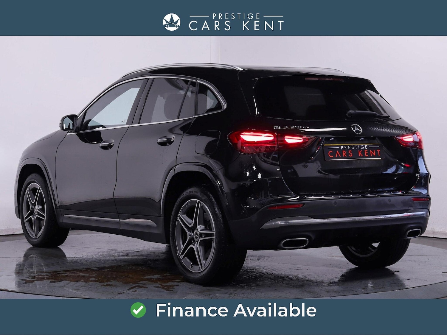 Used Mercedes-Benz GLA 2023 for sale - 77120642: Photo 3