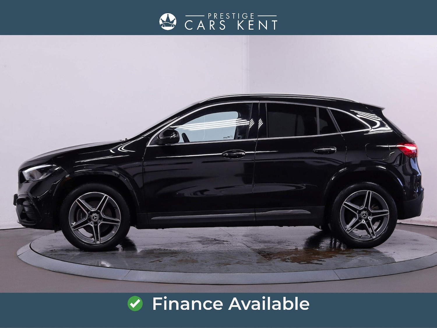 Used Mercedes-Benz GLA 2023 for sale - 77120642: Photo 4