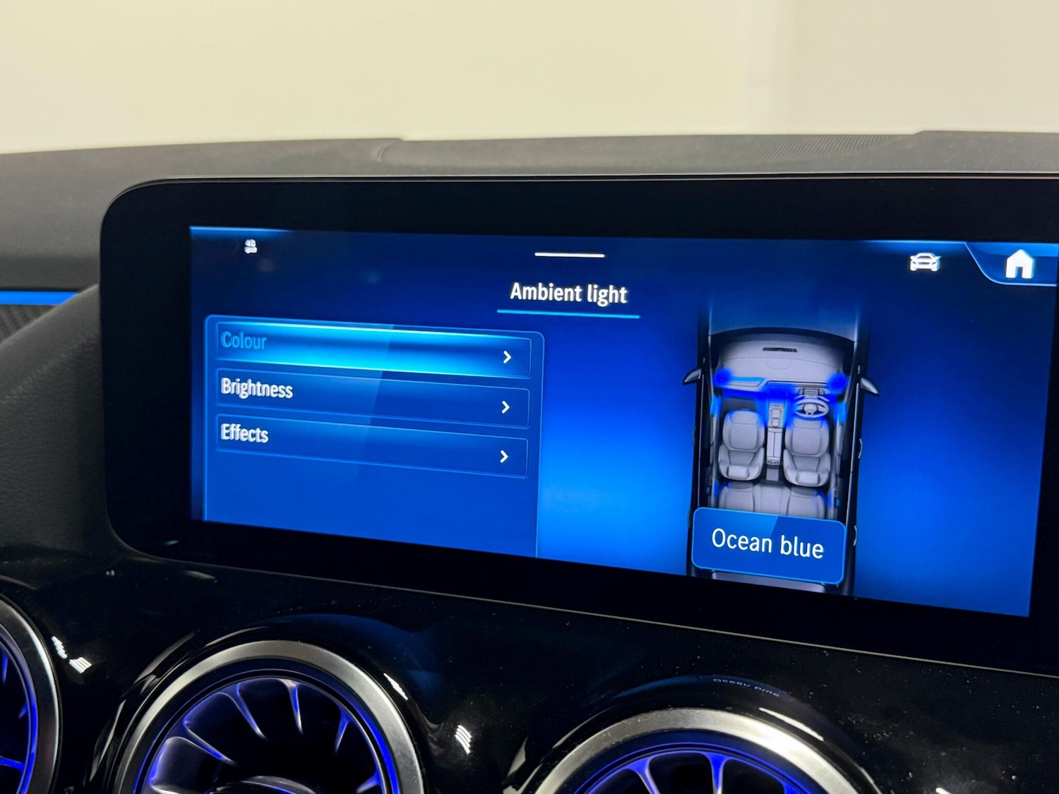 Used Mercedes-Benz GLA 2023 for sale - 77120642: Photo 42