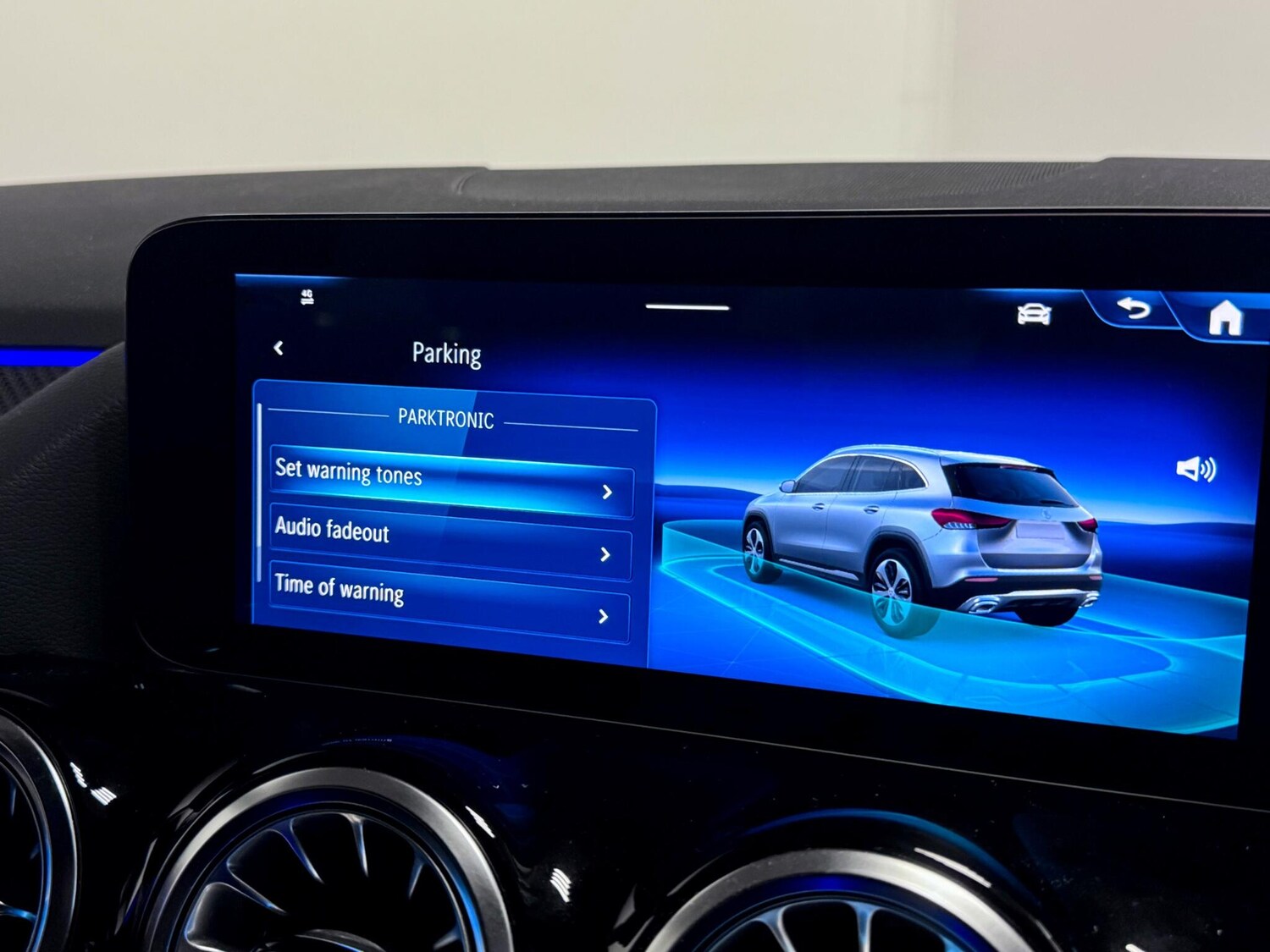 Used Mercedes-Benz GLA 2023 for sale - 77120642: Photo 47