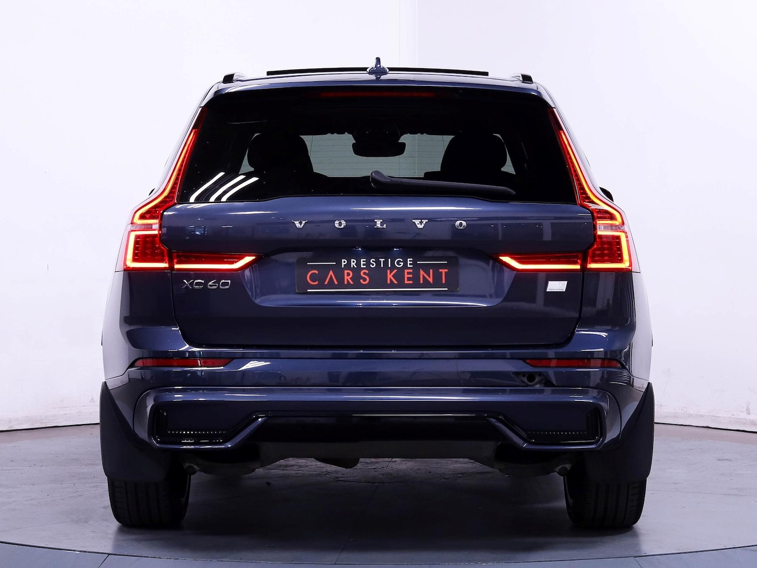 Used Volvo XC60 2022 for sale - 77253869: Photo 11