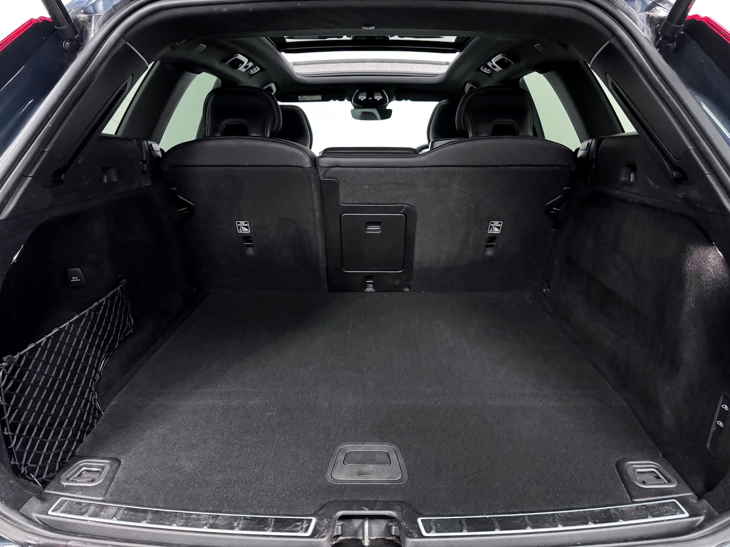 Used Volvo XC60 2022 for sale - 77253869: Photo 13