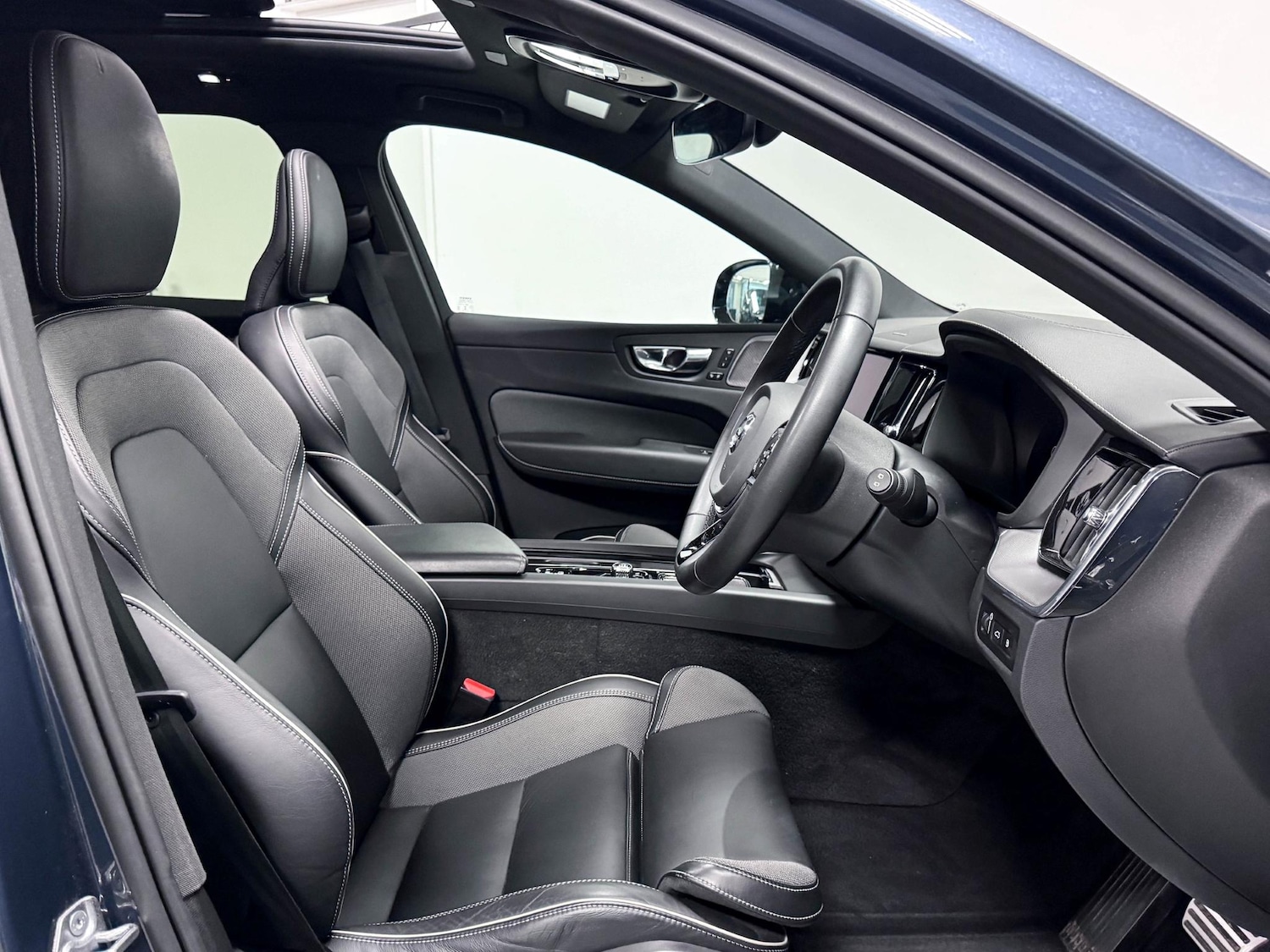 Used Volvo XC60 2022 for sale - 77253869: Photo 26