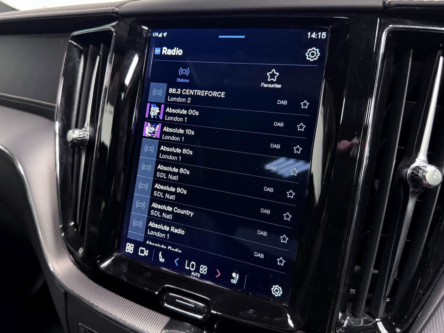 Used Volvo XC60 2022 for sale - 77253869: Photo 43