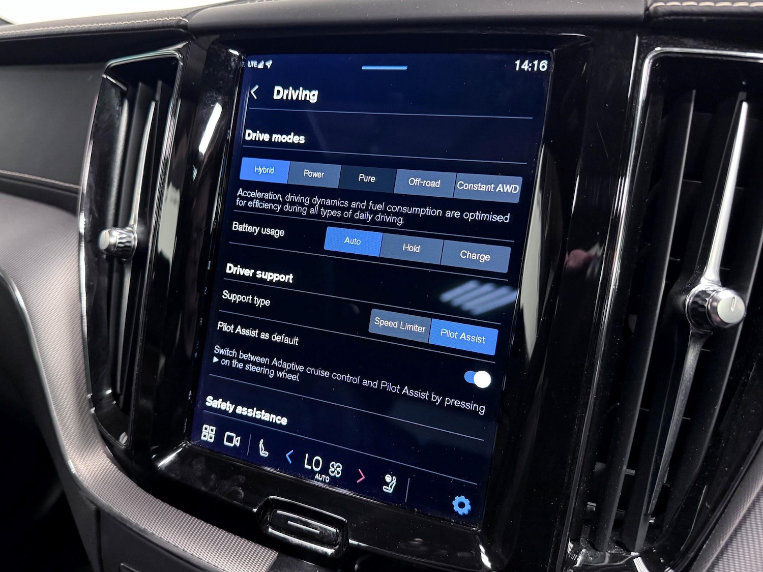 Used Volvo XC60 2022 for sale - 77253869: Photo 47