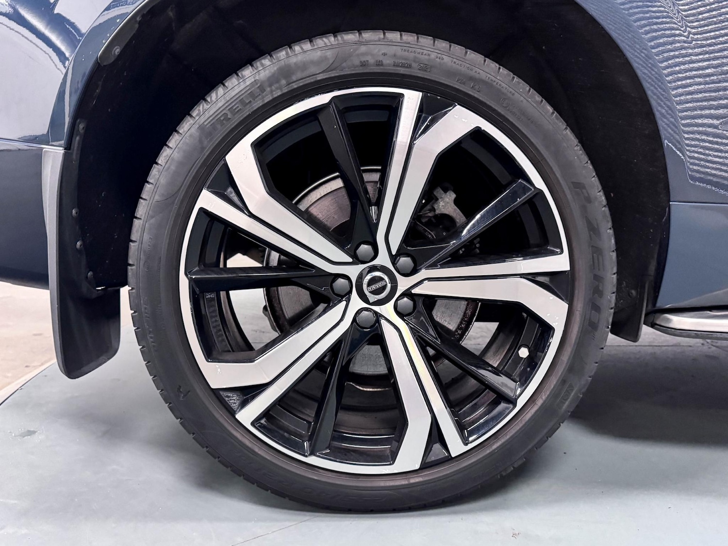 Used Volvo XC60 2022 for sale - 77253869: Photo 51