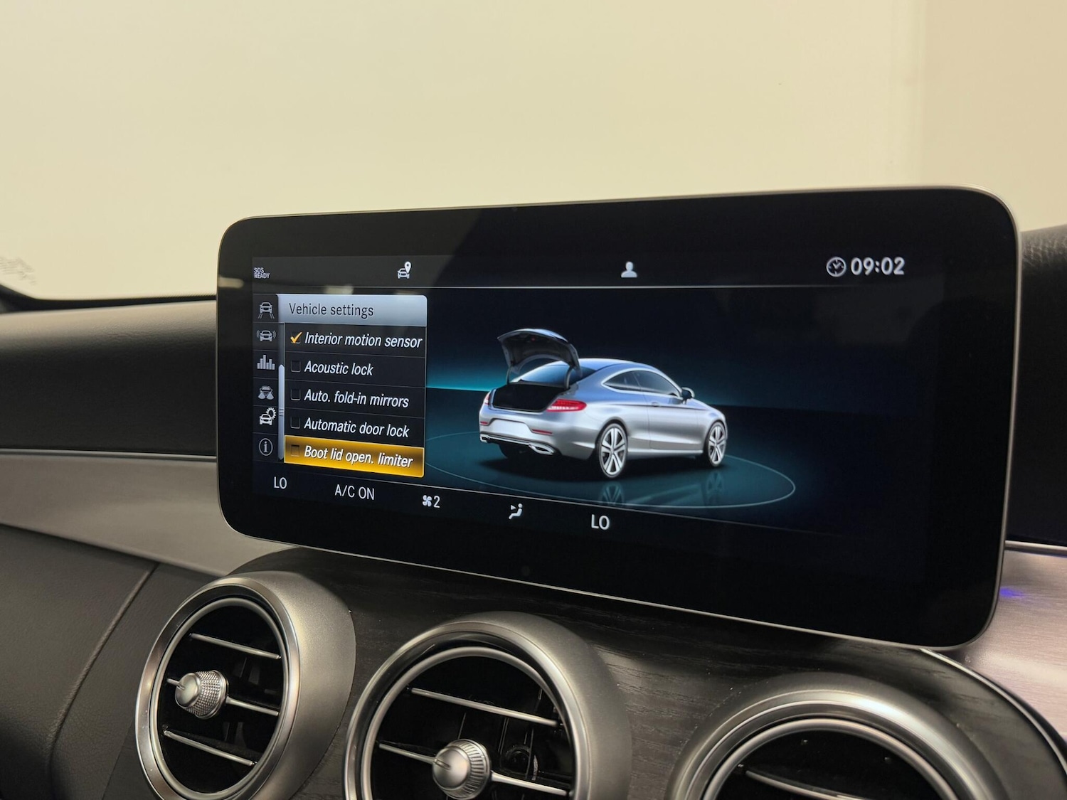 Used Mercedes-Benz C Class 2020 for sale - 76060467: Photo 59