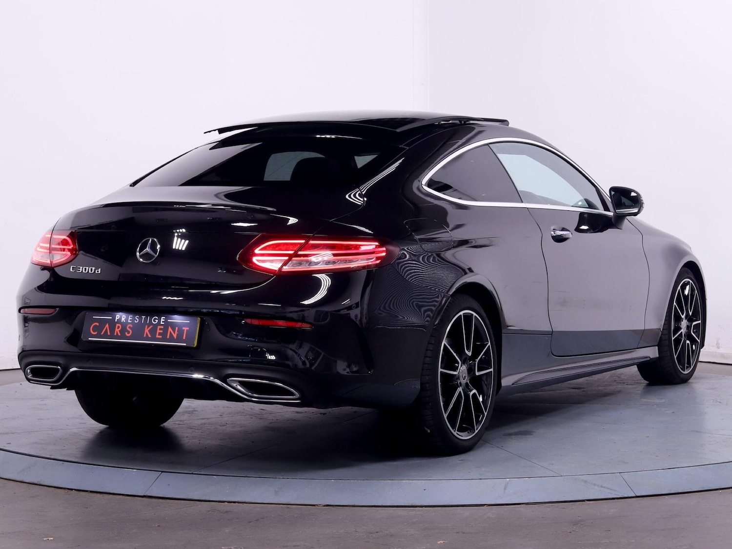 Used Mercedes-Benz C-Class 2020 for sale - 76060467: Photo 9