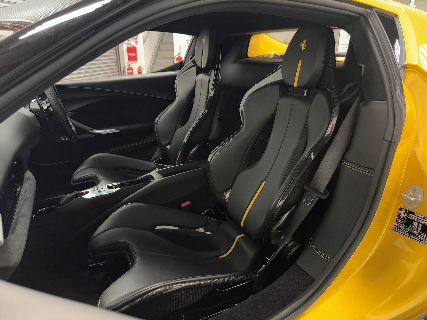 Used Ferrari 296 GTB 2023 for sale - 76645613: Photo 30