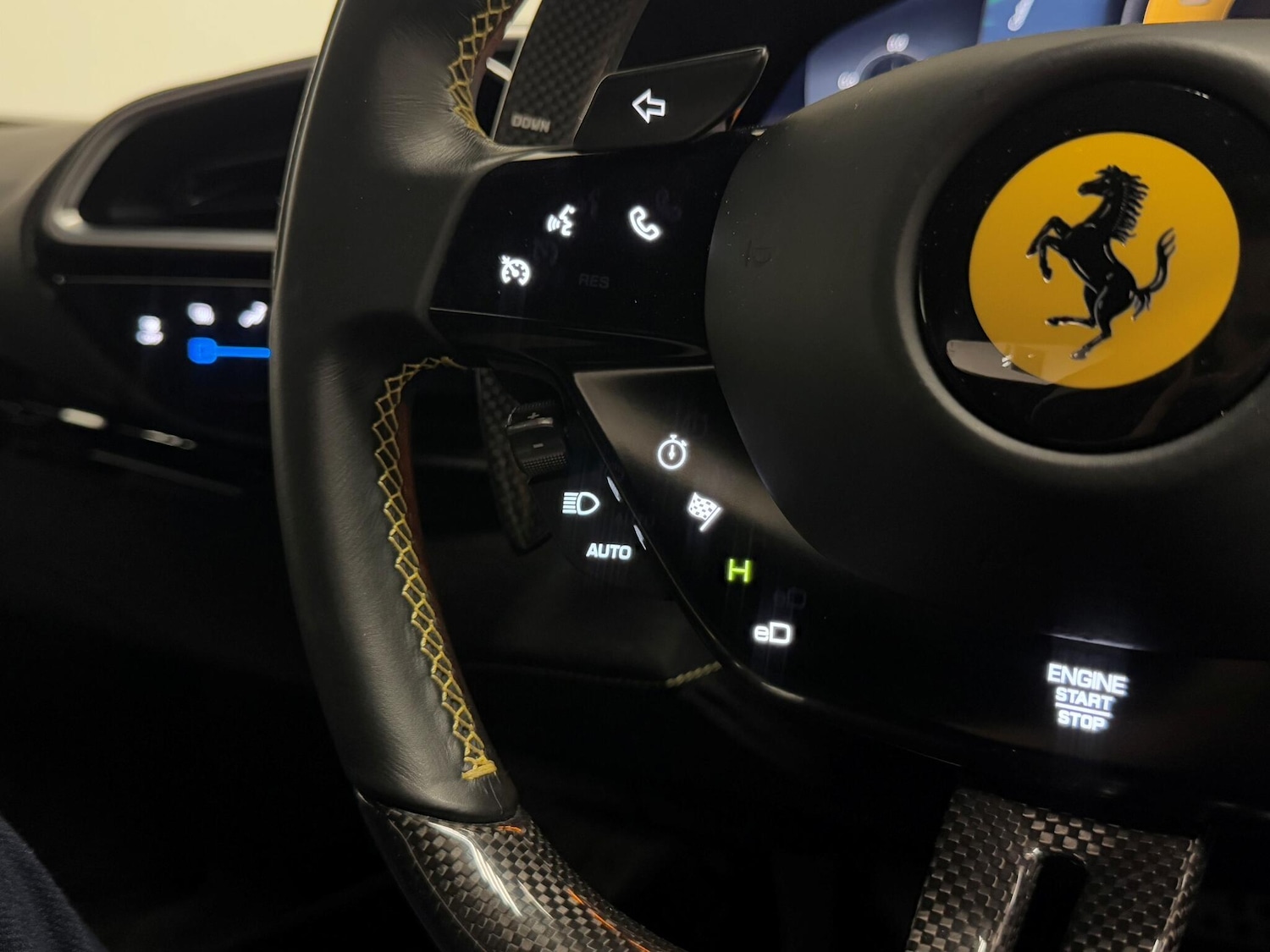 Used Ferrari 296 GTB 2023 for sale - 76645613: Photo 41