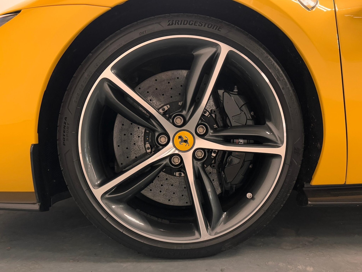 Used Ferrari 296 GTB 2023 for sale - 76645613: Photo 60