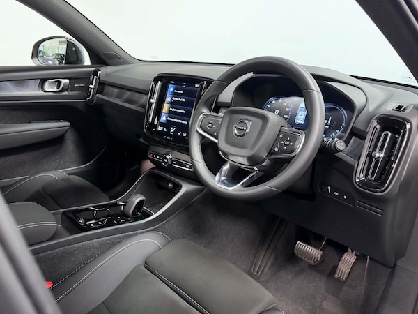 Used Volvo XC40 2023 for sale - 75781638: Photo 23