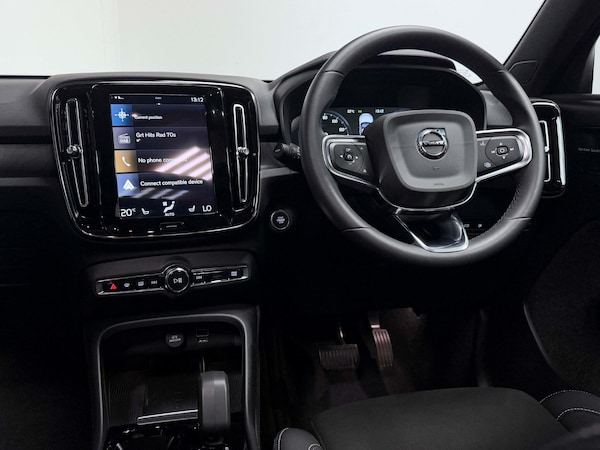Used Volvo XC40 2023 for sale - 75781638: Photo 37