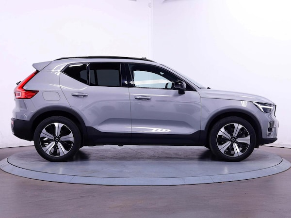 Used Volvo XC40 2023 for sale - 75781638: Photo 8