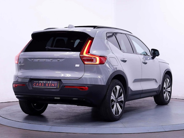 Used Volvo XC40 2023 for sale - 75781638: Photo 9