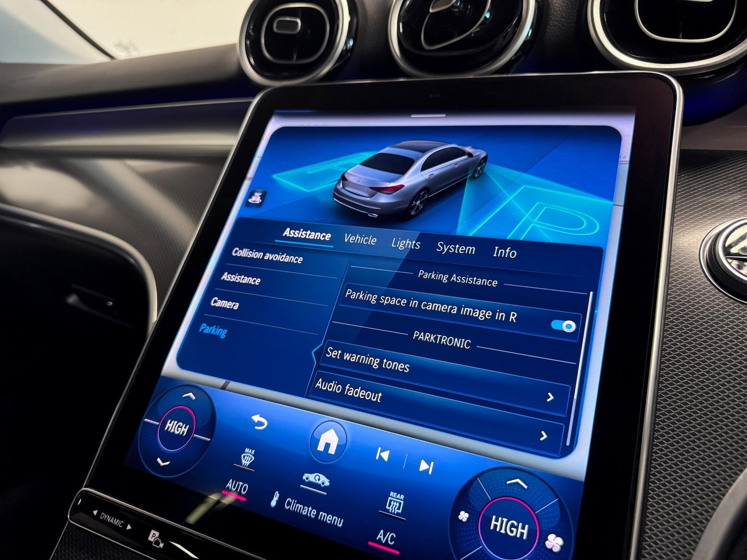 Used Mercedes-Benz C Class 2022 for sale - 77081813: Photo 48