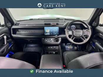 Used Land Rover Defender 110 2022 for sale - 78062775: Photo