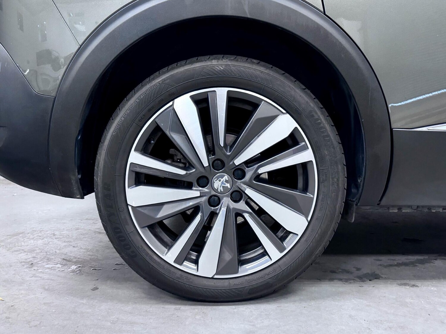 Used Peugeot 5008 2020 for sale - 76887445: Photo 46