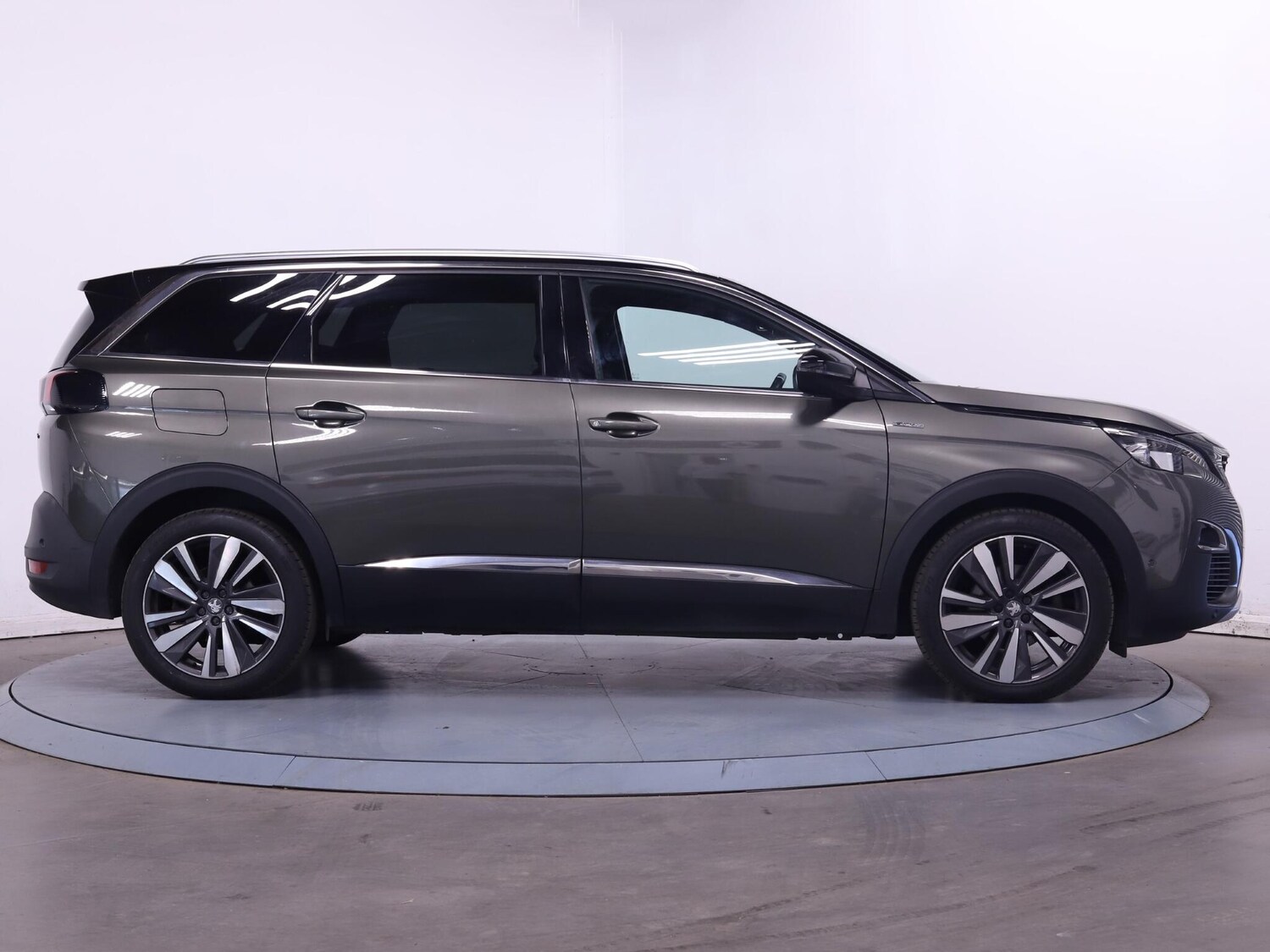 Used Peugeot 5008 2020 for sale - 76887445: Photo 8