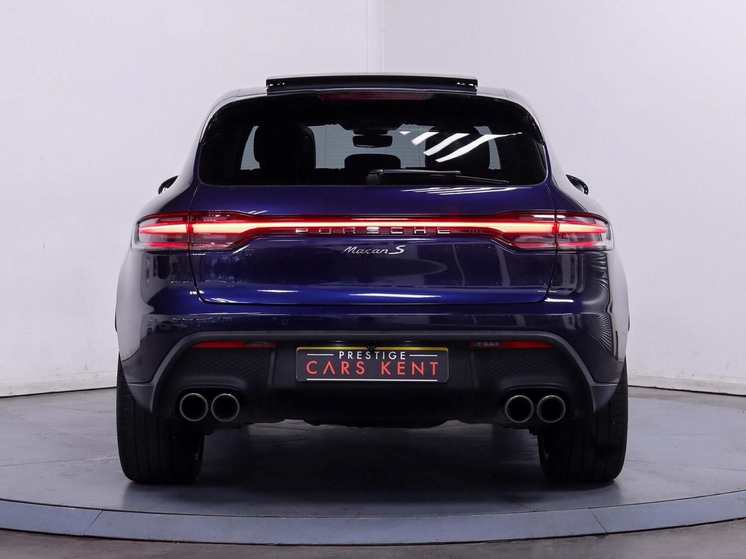 Used Porsche Macan 2021 for sale - 76214676: Photo 14