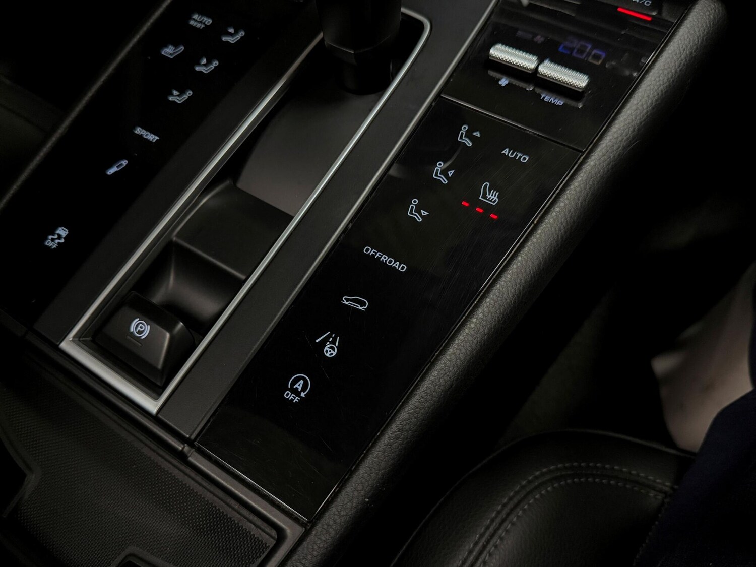 Used Porsche Macan 2021 for sale - 76214676: Photo 35