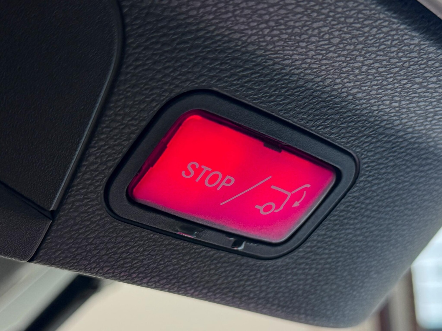 Used Mercedes-Benz GLC 2019 for sale - 76953303: Photo 13