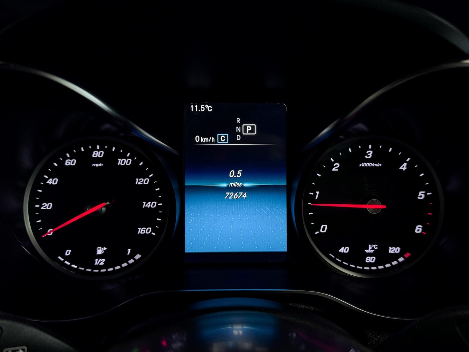 Used Mercedes-Benz GLC 2019 for sale - 76953303: Photo 34