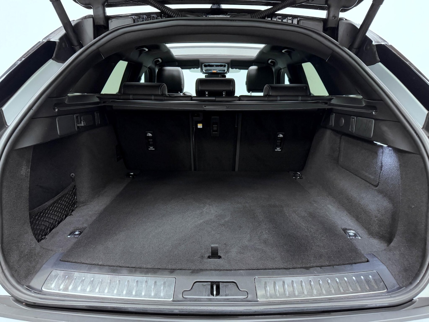 Used Land Rover Range Rover Velar 2022 for sale - 76360820: Photo 12