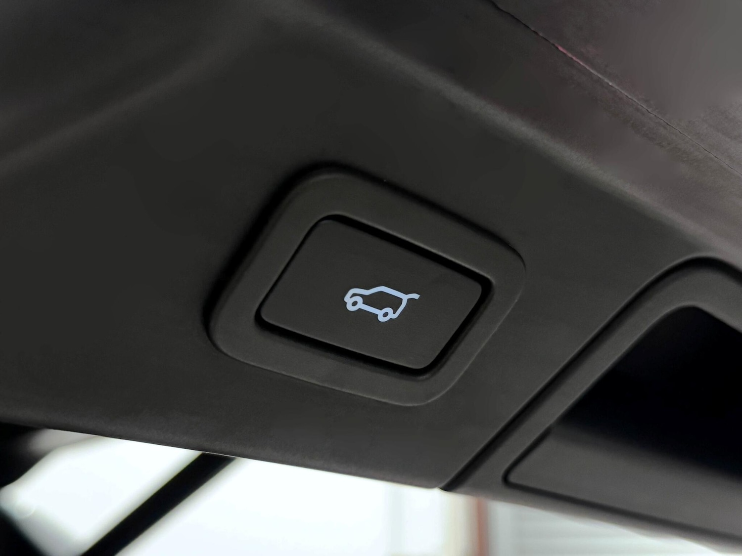 Used Land Rover Range Rover Velar 2022 for sale - 76360820: Photo 13