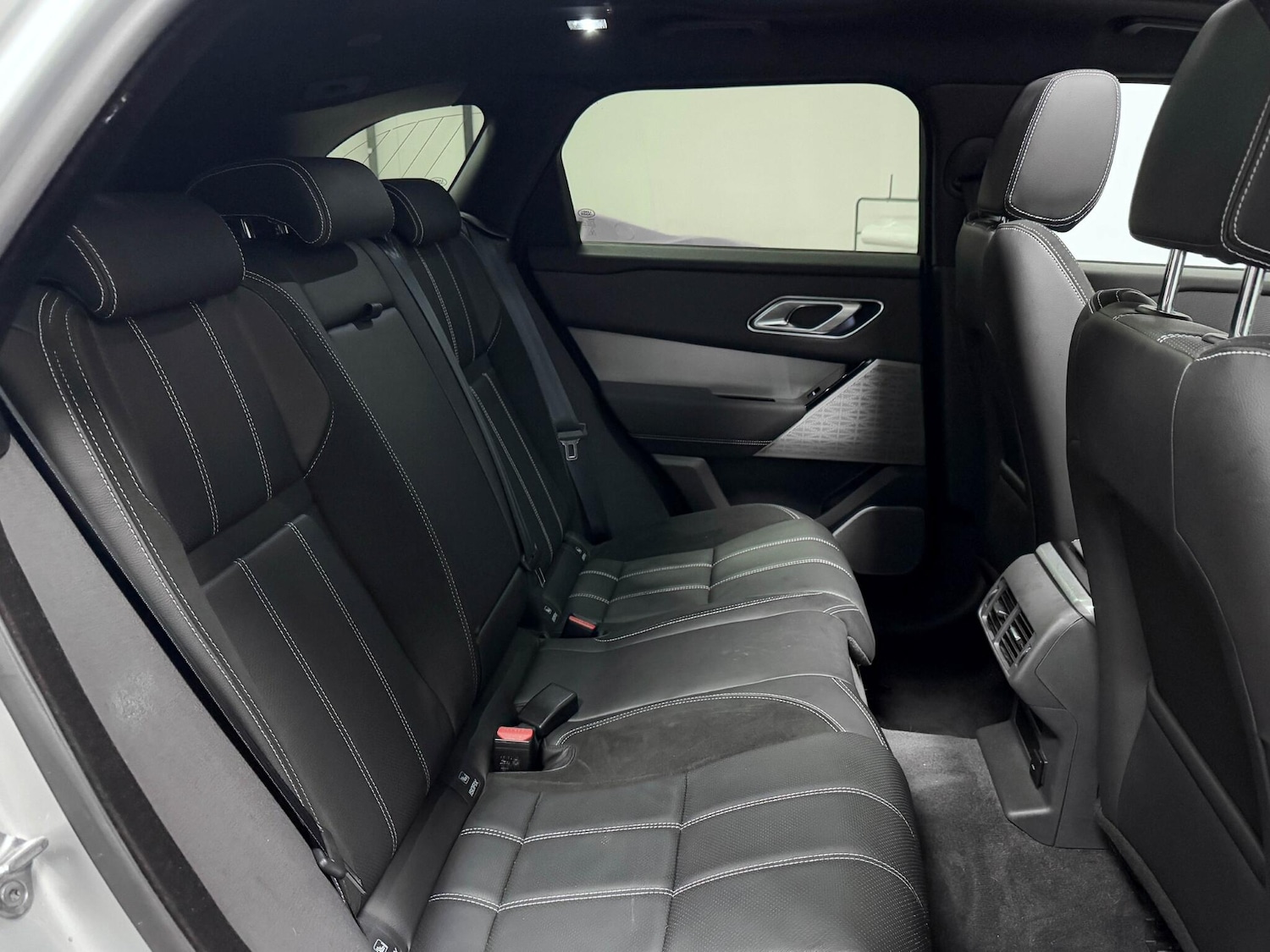 Used Land Rover Range Rover Velar 2022 for sale - 76360820: Photo 24