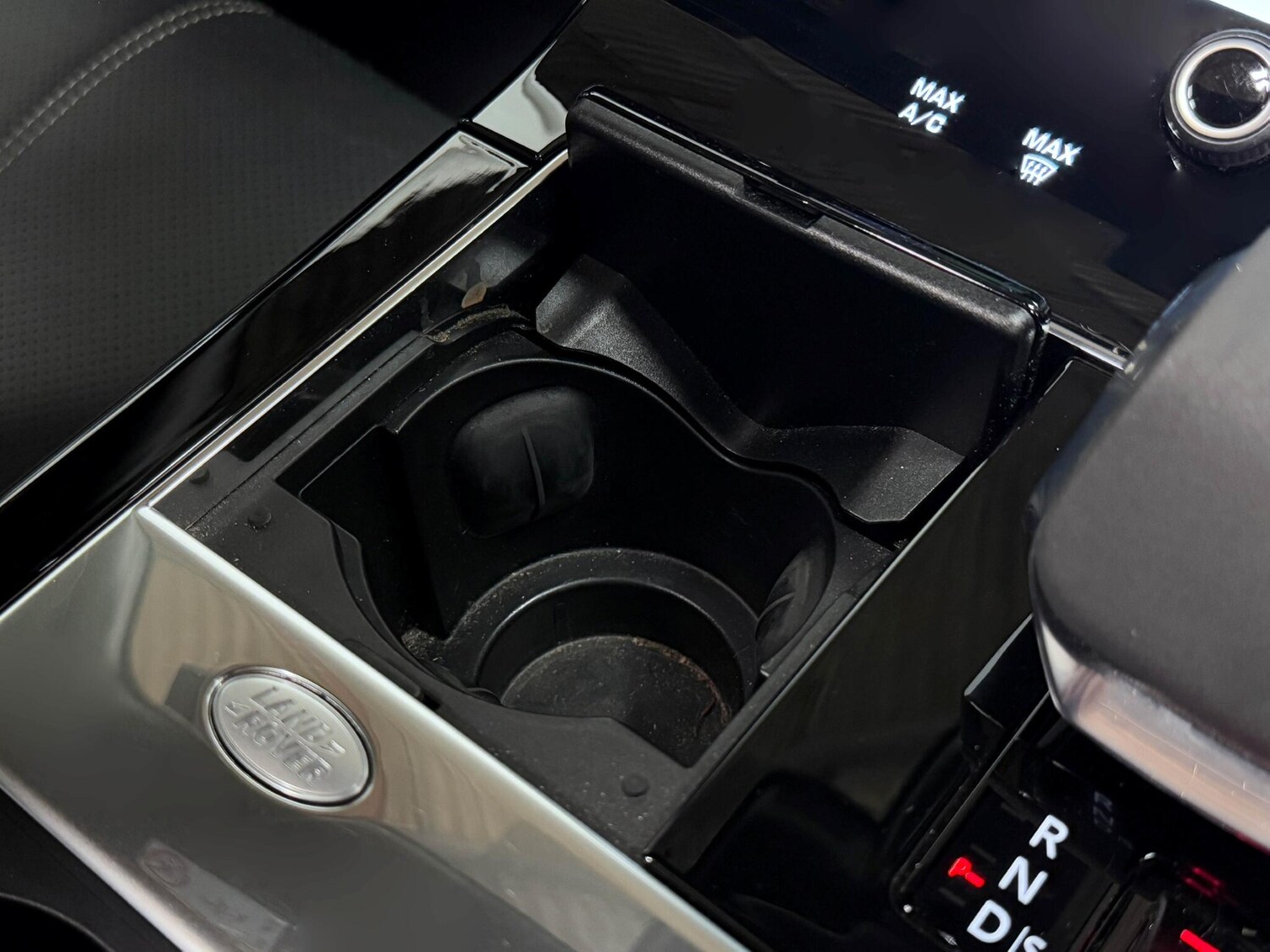 Used Land Rover Range Rover Velar 2022 for sale - 76360820: Photo 32