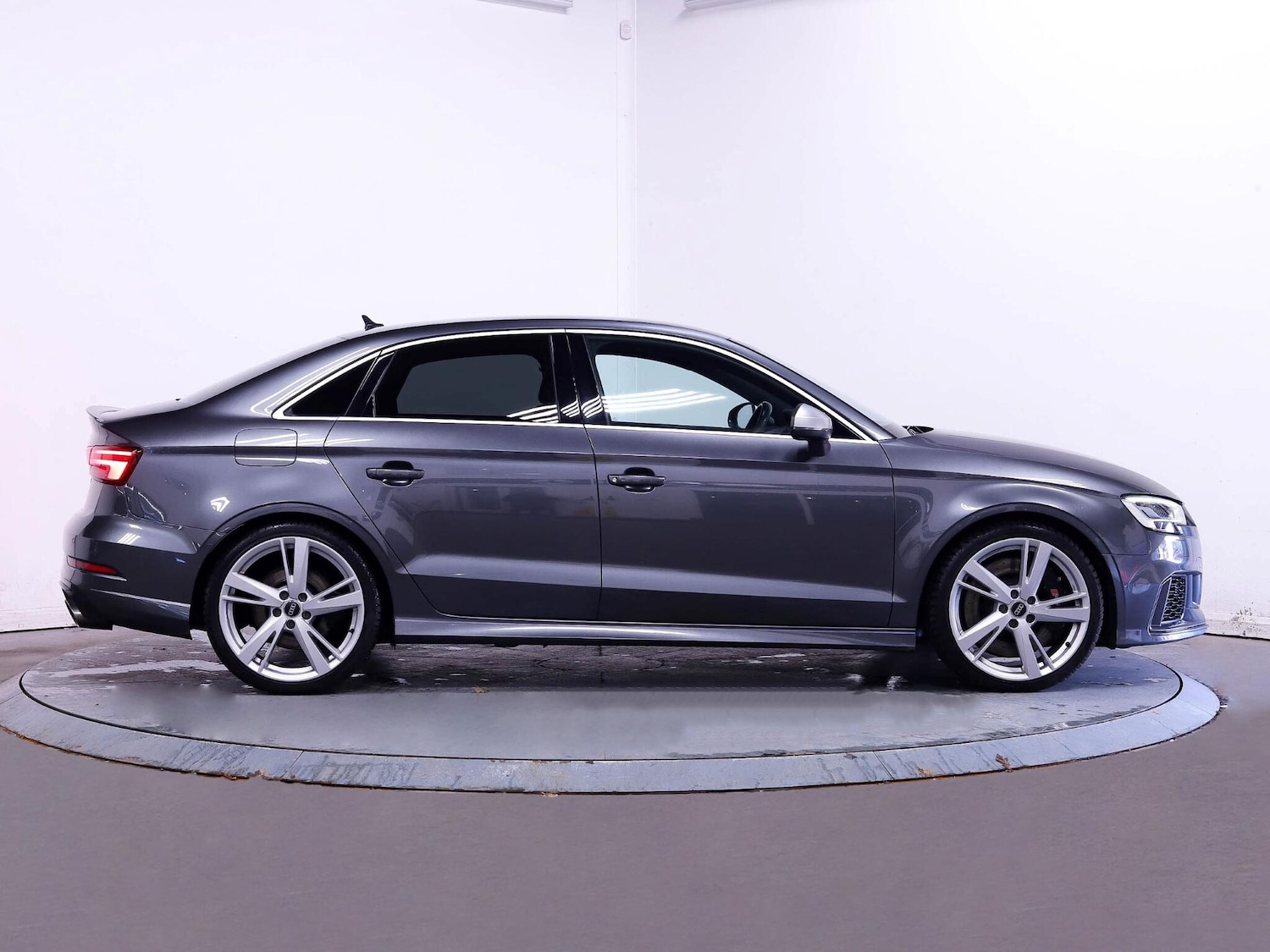 Used Audi RS3 2020 for sale - 77066732: Photo 8