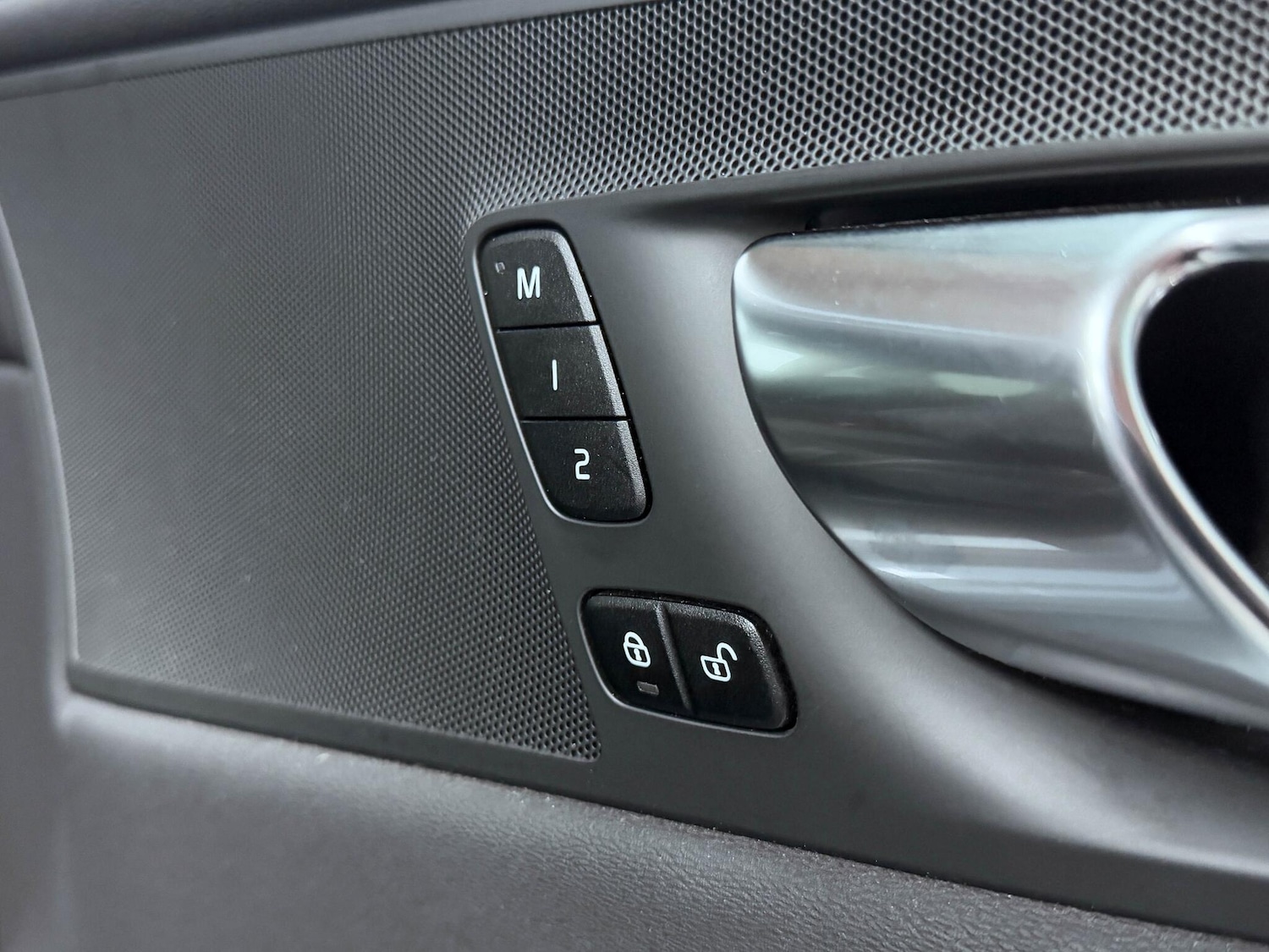 Used Volvo XC60 2021 for sale - 76336778: Photo 16