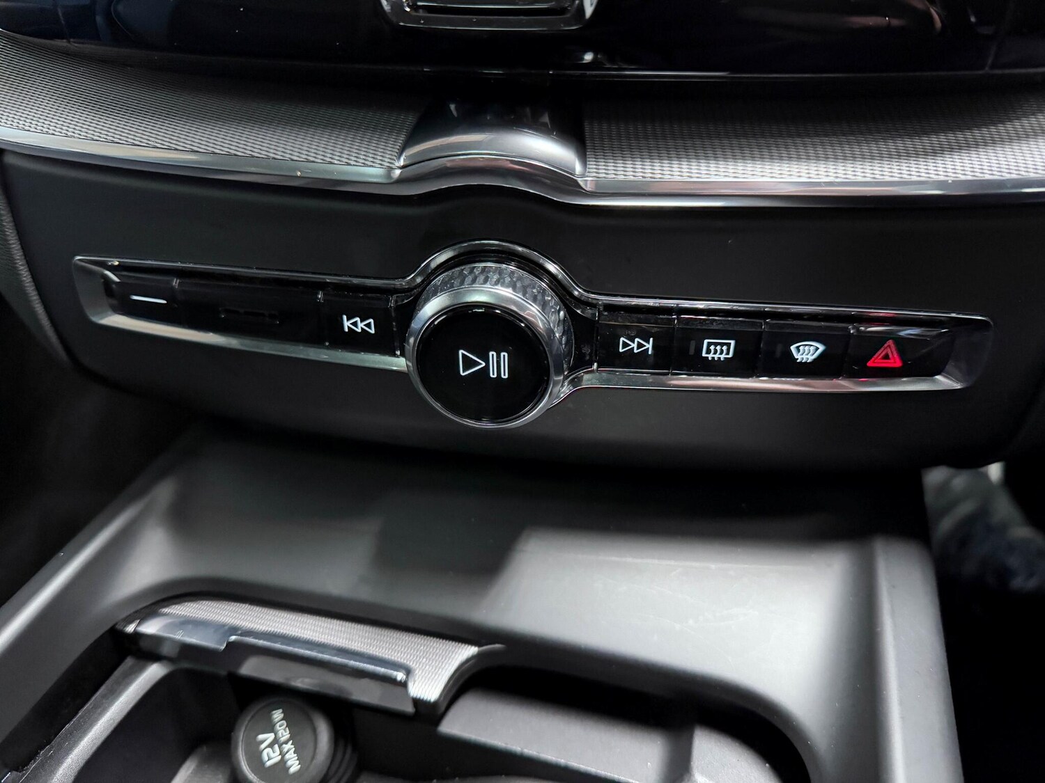 Used Volvo XC60 2021 for sale - 76336778: Photo 28