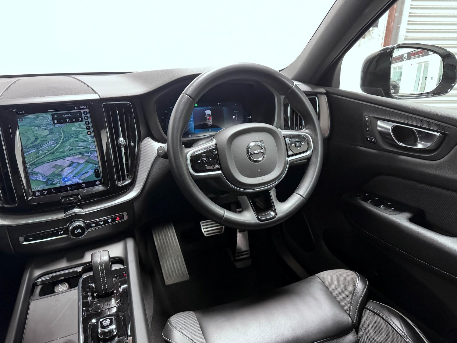 Used Volvo XC60 2021 for sale - 76336778: Photo 30