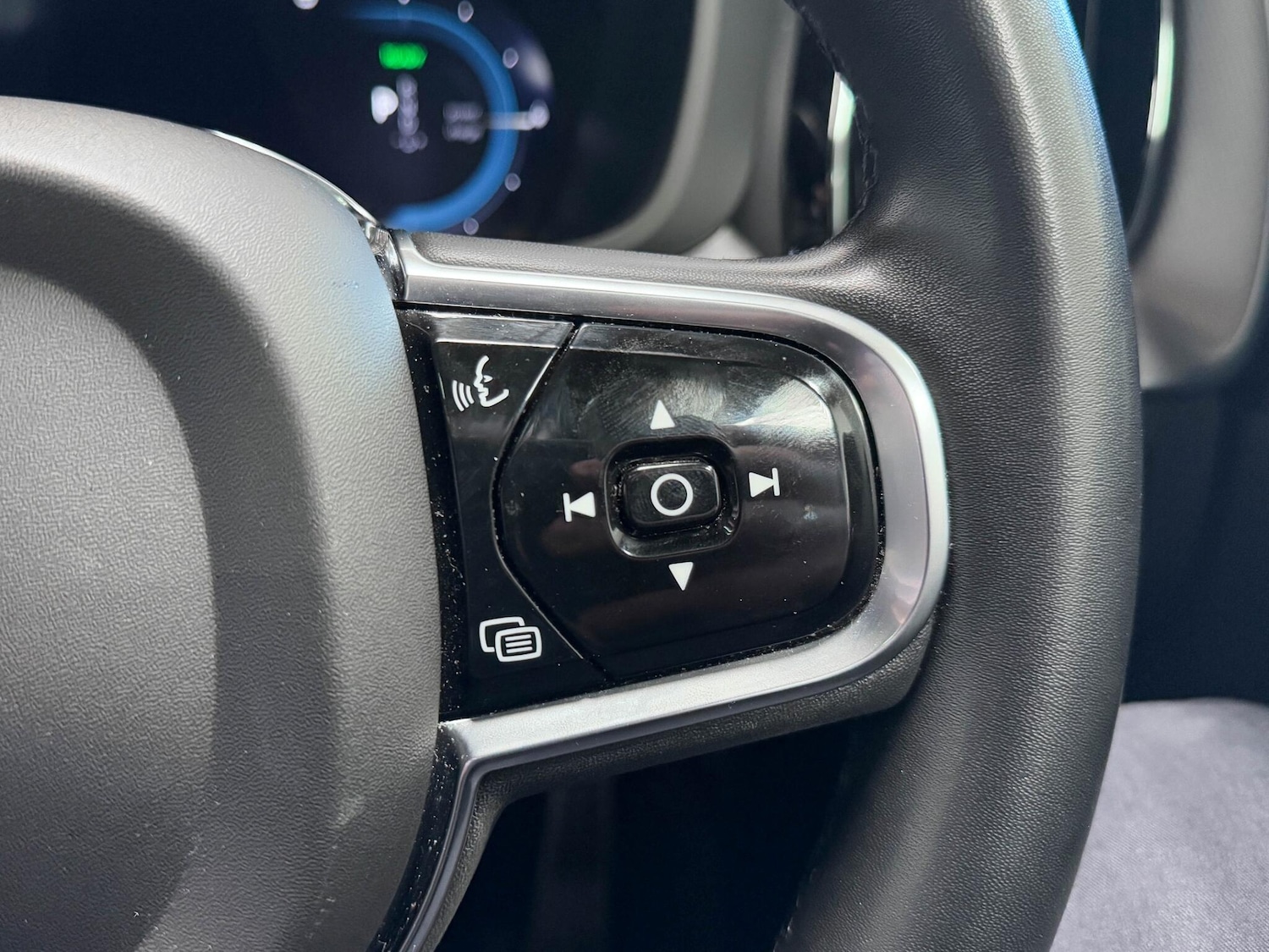 Used Volvo XC60 2021 for sale - 76336778: Photo 34