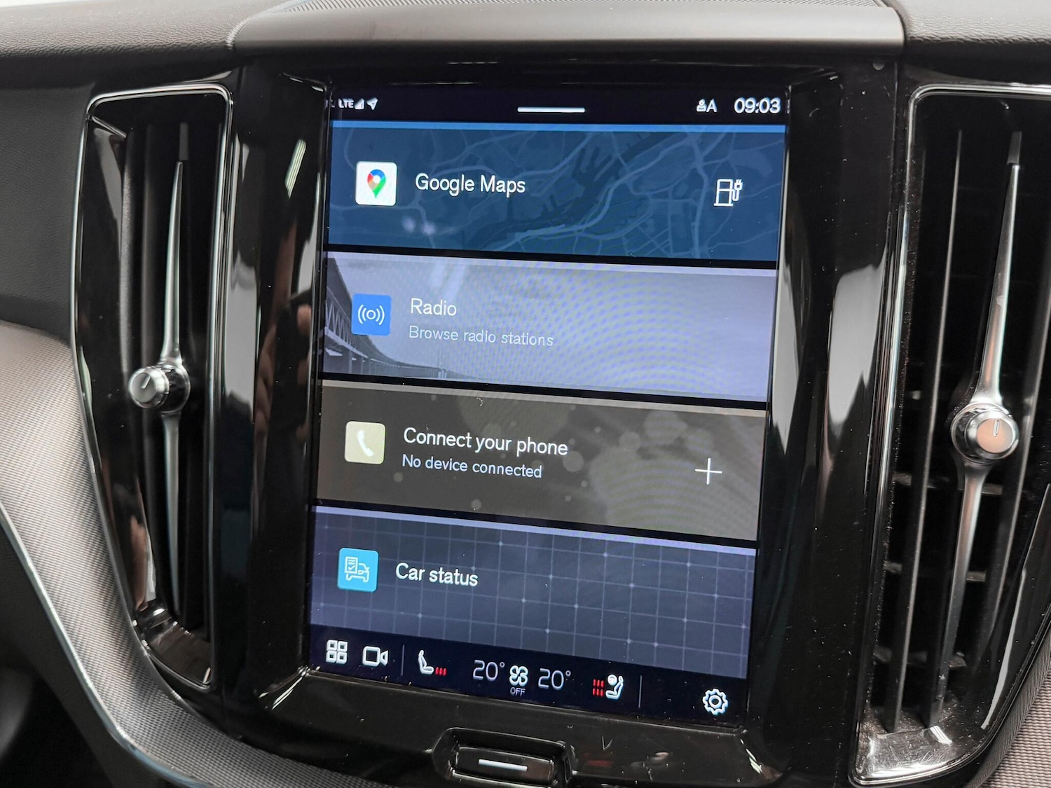 Used Volvo XC60 2021 for sale - 76336778: Photo 37