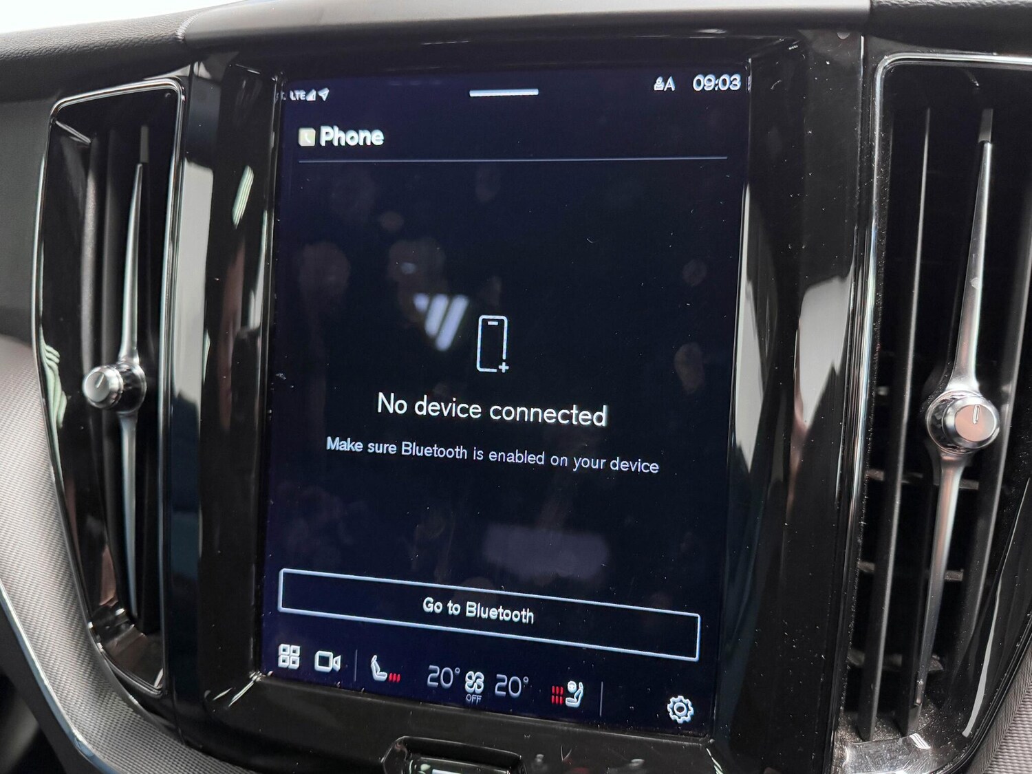 Used Volvo XC60 2021 for sale - 76336778: Photo 40