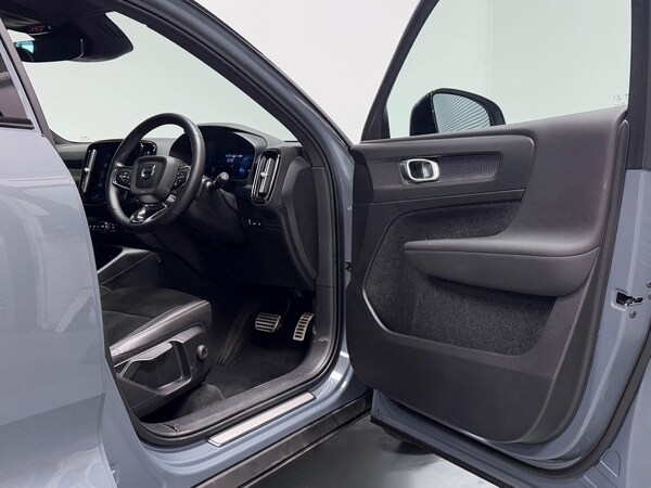 Used Volvo XC40 2022 for sale - 76214314: Photo 14