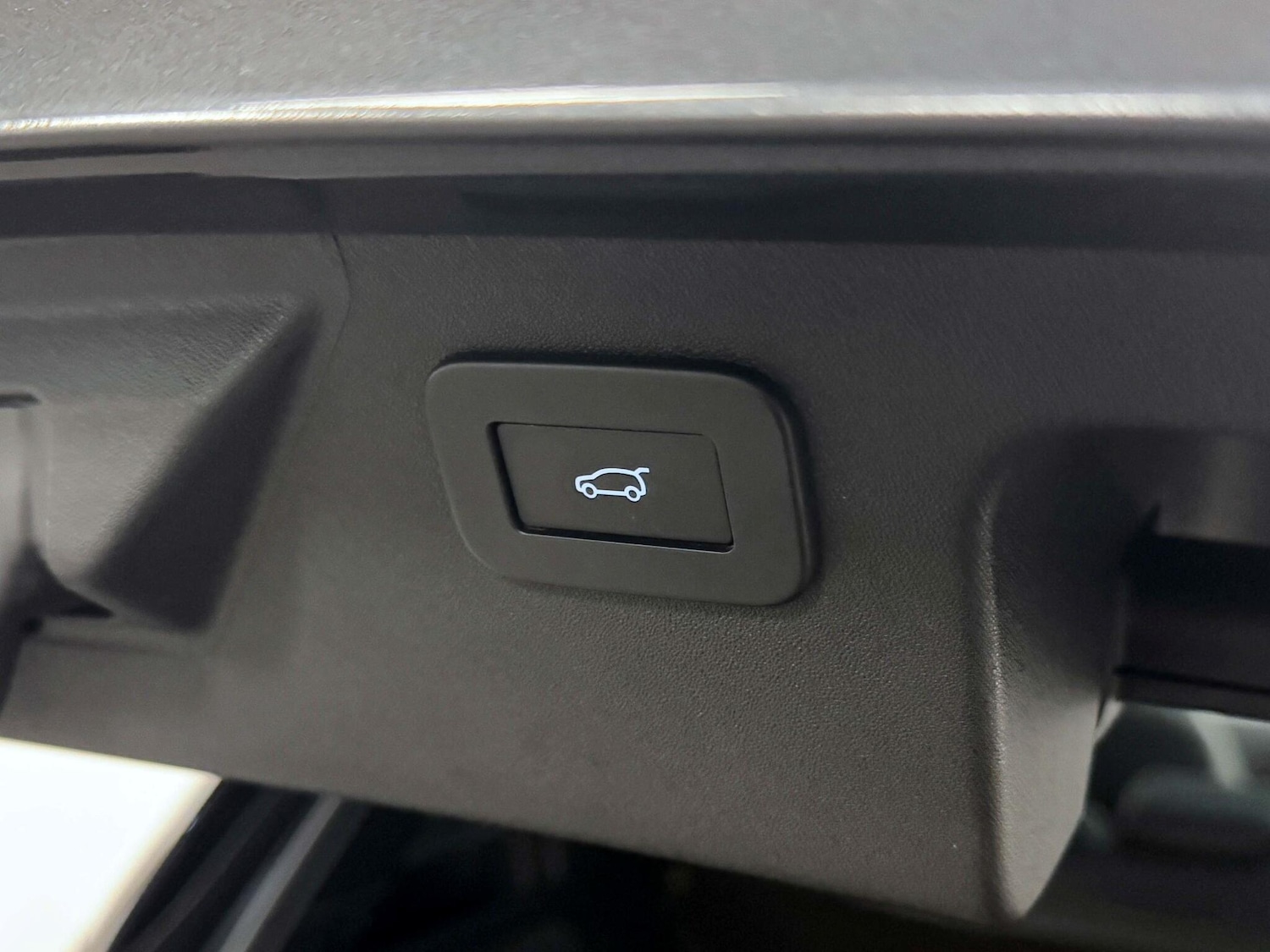 Used Land Rover Discovery Sport 2022 for sale - 75964635: Photo 12