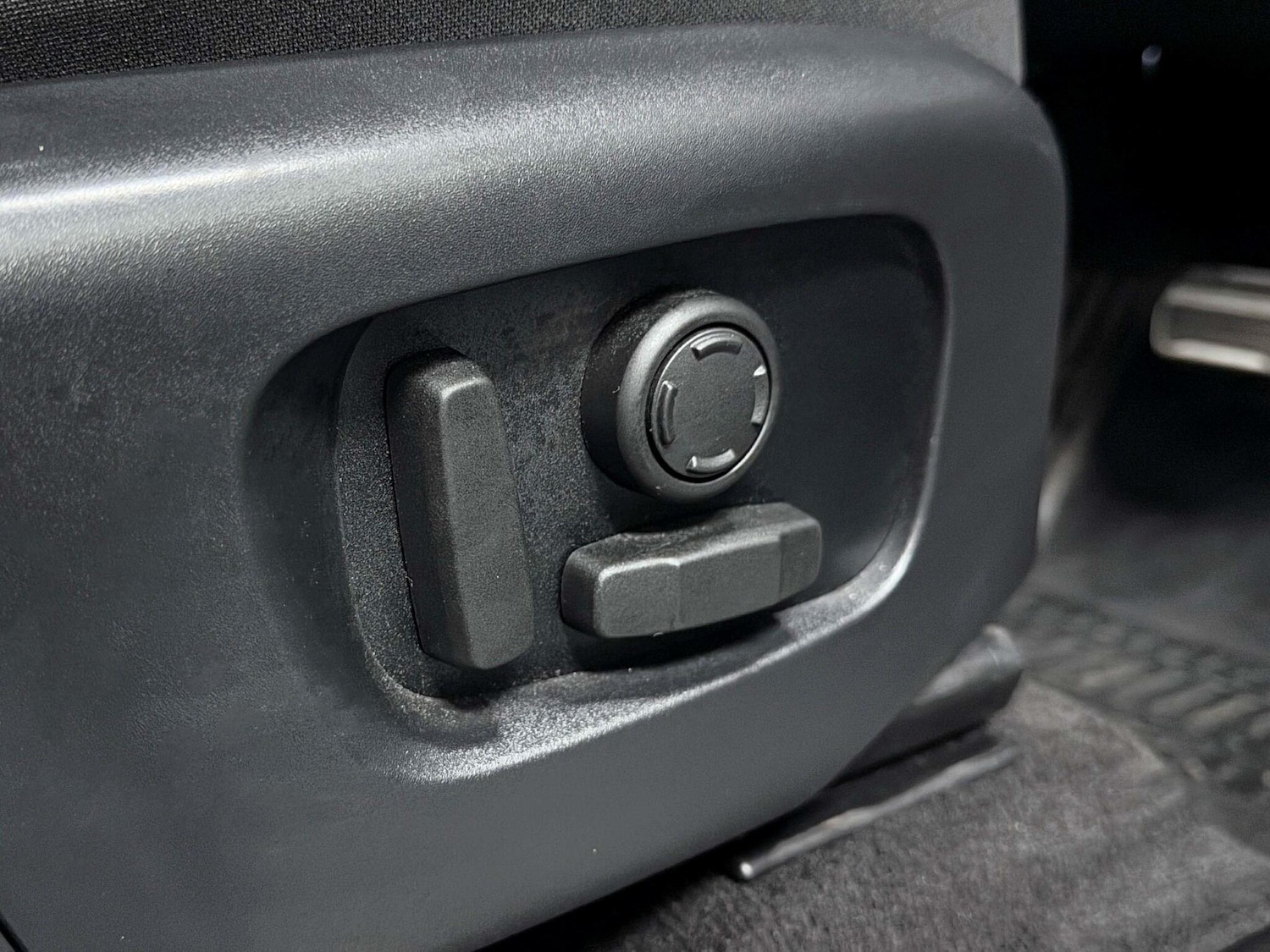 Used Land Rover Discovery Sport 2022 for sale - 75964635: Photo 18