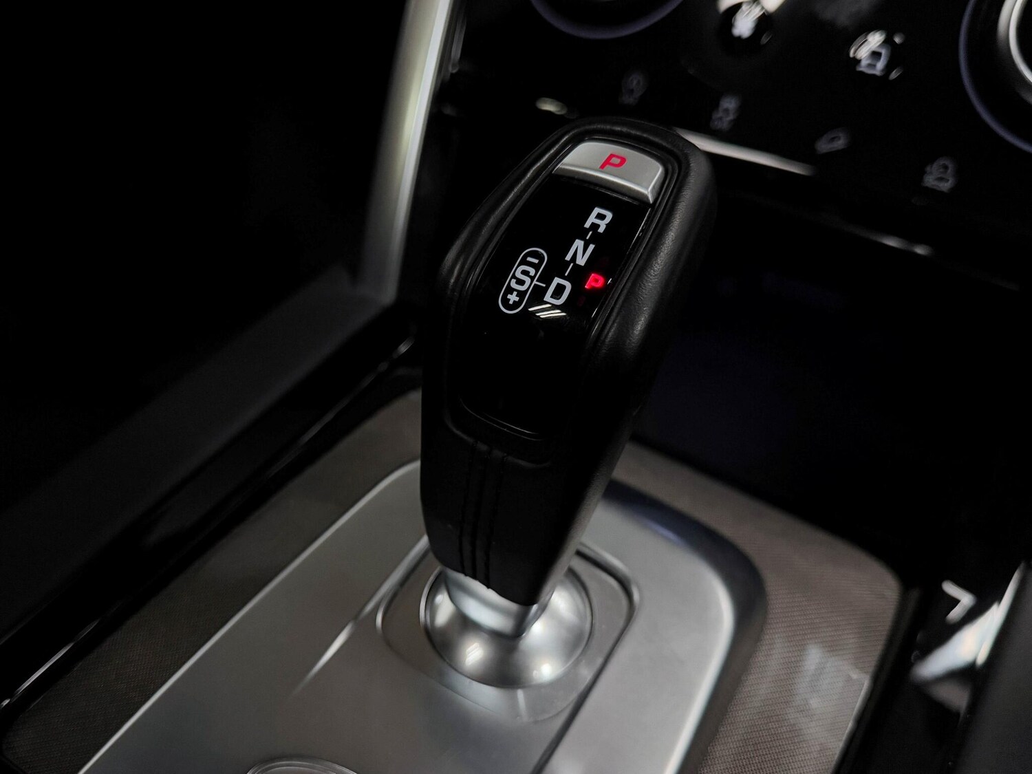 Used Land Rover Discovery Sport 2022 for sale - 75964635: Photo 31