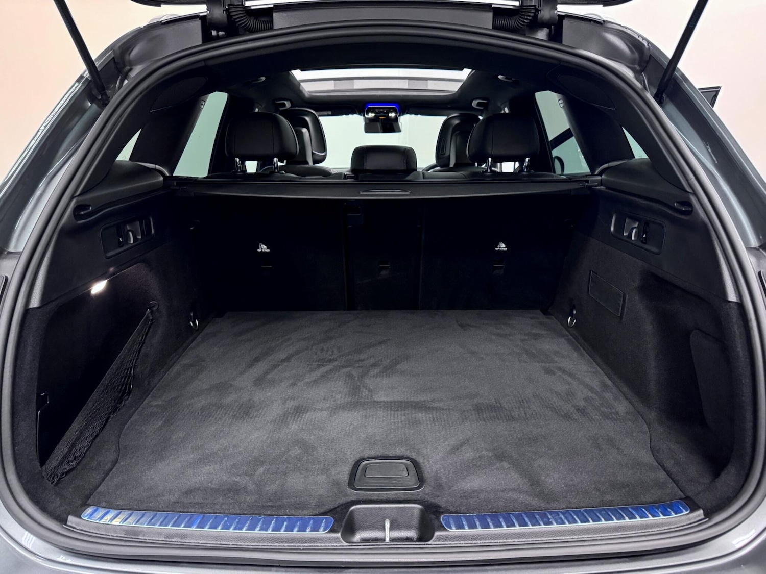 Used Mercedes-Benz GLC 2023 for sale - 77191819: Photo 12