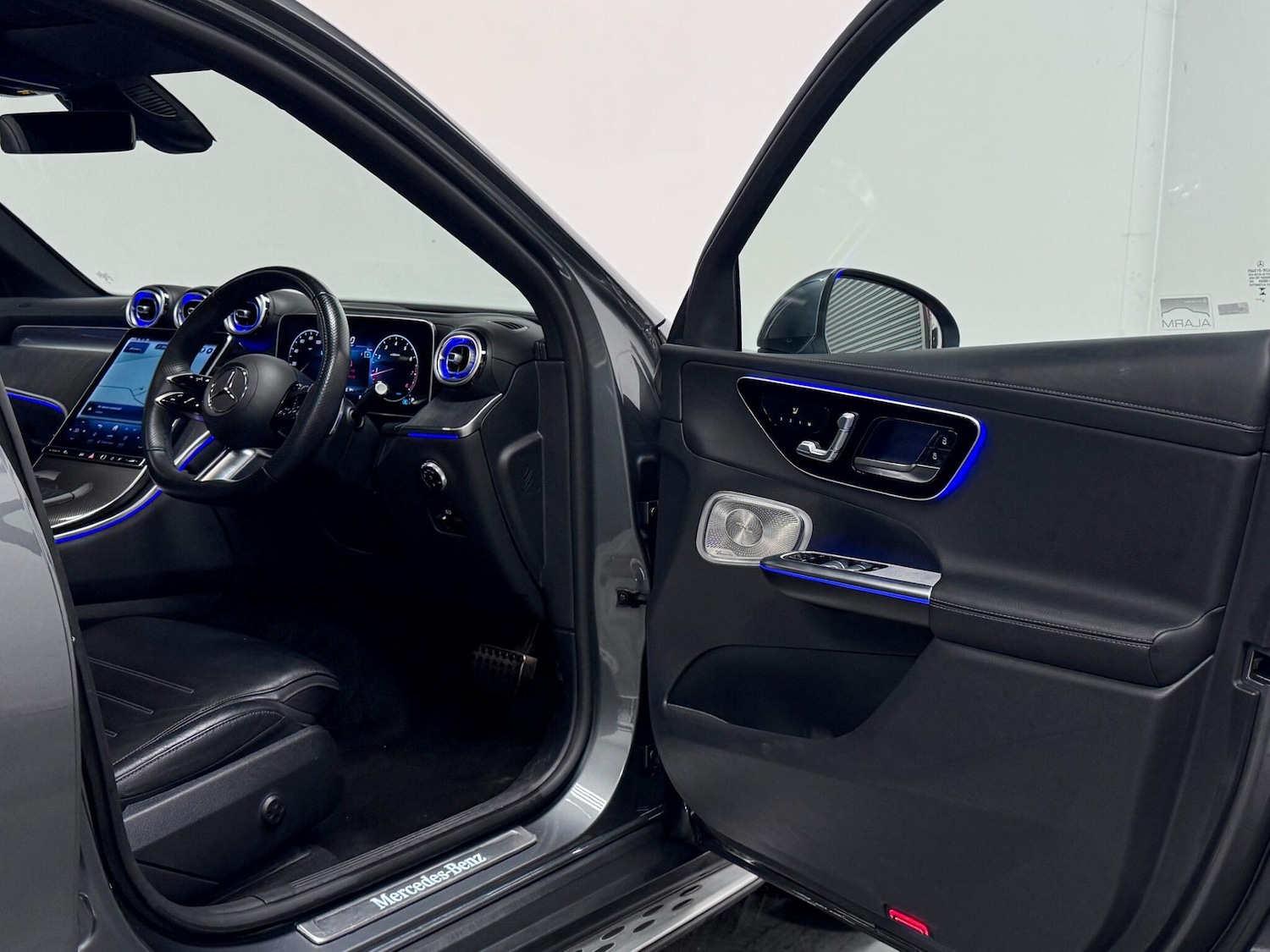 Used Mercedes-Benz GLC 2023 for sale - 77191819: Photo 14