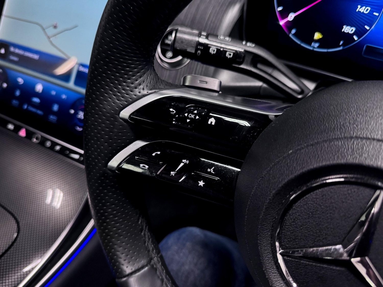 Used Mercedes-Benz GLC 2023 for sale - 77191819: Photo 30