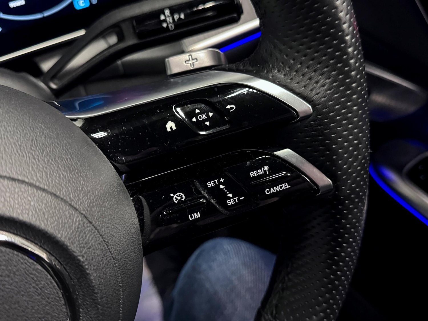 Used Mercedes-Benz GLC 2023 for sale - 77191819: Photo 32