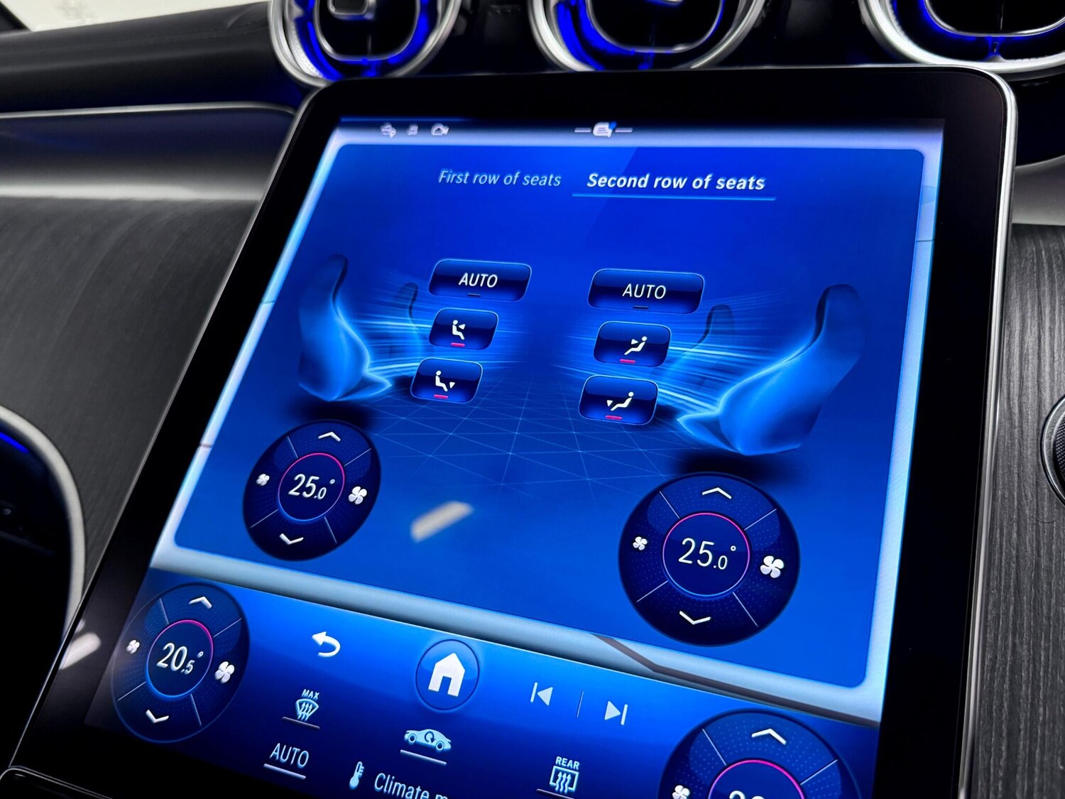 Used Mercedes-Benz GLC 2023 for sale - 77191819: Photo 44