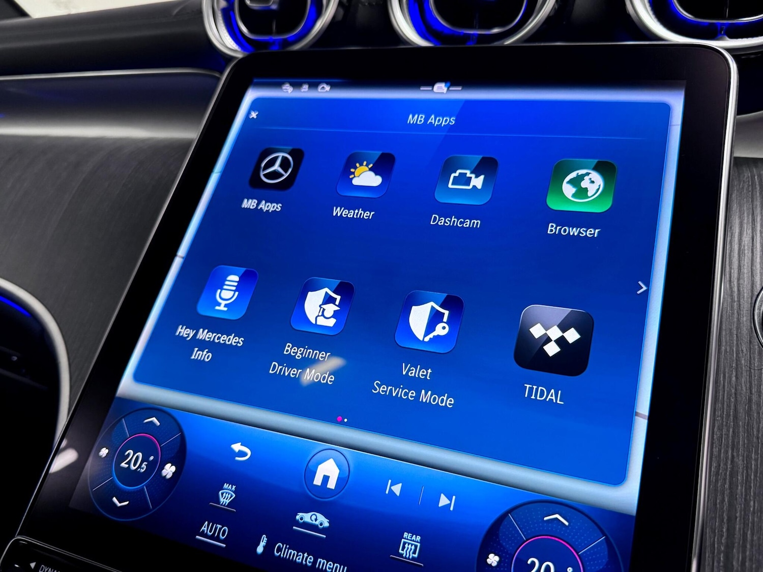 Used Mercedes-Benz GLC 2023 for sale - 77191819: Photo 45